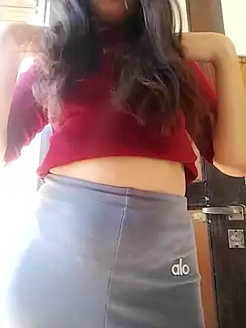 jugglergirl22 online show from March 2026 05:51:02 PM