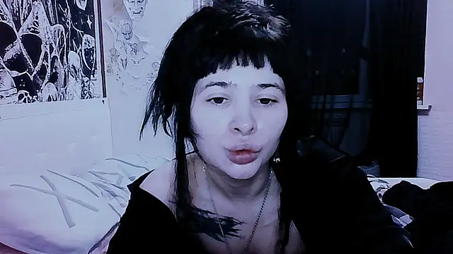 Snapshot of AllisonDeetz chatting on June 2026 07:01:02 PM AllisonDeetz online show from June 2026 07:01:02 PM