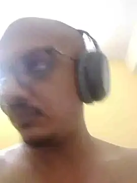 horny techie online show from May 2026 01:11:02 AM