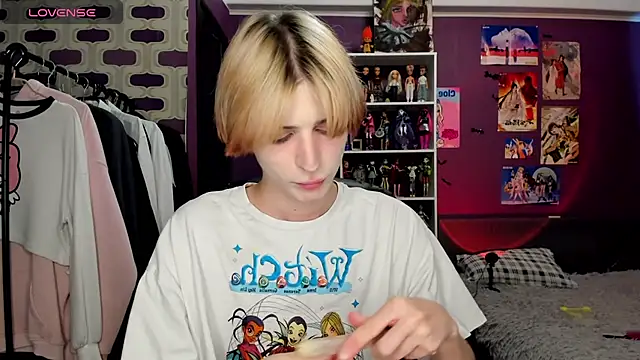 sweet peach    online show from July 2026 03:37:02 PM
