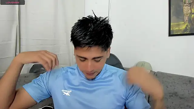 sweetlatinoboy online show from August 2026 09:41:02 AM