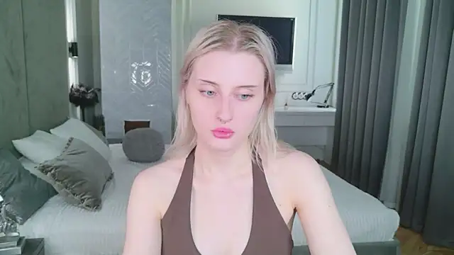 Snapshot of oh__lily chatting on July 2026 01:42:02 PM oh lily online show from July 2026 01:42:02 PM