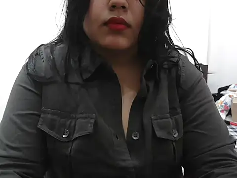 Snapshot of Darkdesire_Duo chatting on June 2026 06:51:02 AM Darkdesire Duo online show from June 2026 06:51:02 AM