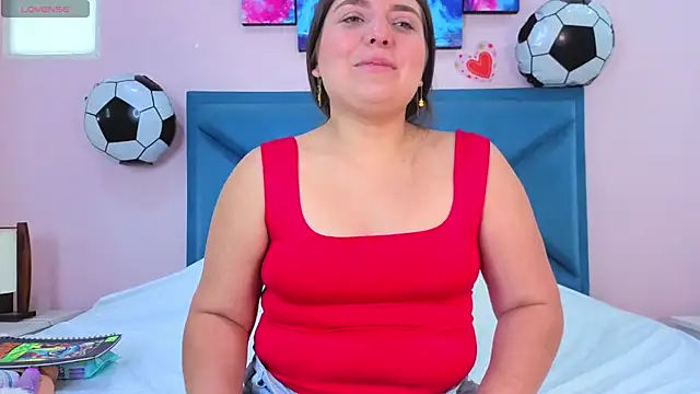EmiilyStonee online show from July 2026 04:02:02 PM