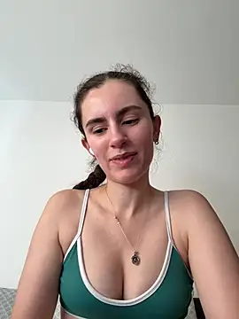 Snapshot of starlight_mo chatting on June 2026 03:44:01 PM starlight mo online show from June 2026 03:44:01 PM