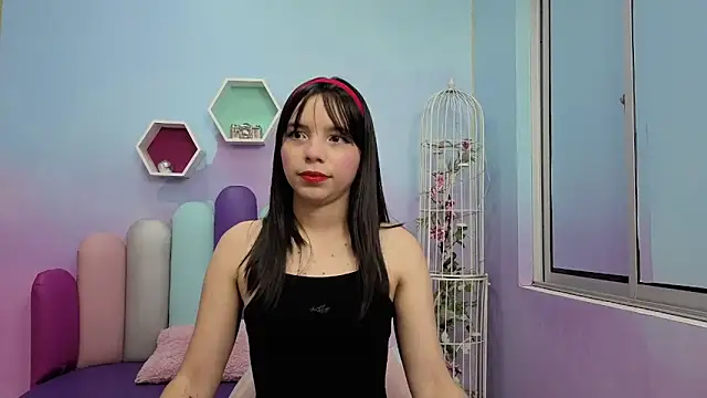 Snapshot of Isaa_Skinny chatting on May 2026 03:35:01 AM Isaa Skinny online show from May 2026 03:35:01 AM