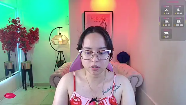 Snapshot of Shady_bug chatting on May 2026 08:14:02 PM Shady bug online show from May 2026 08:14:02 PM