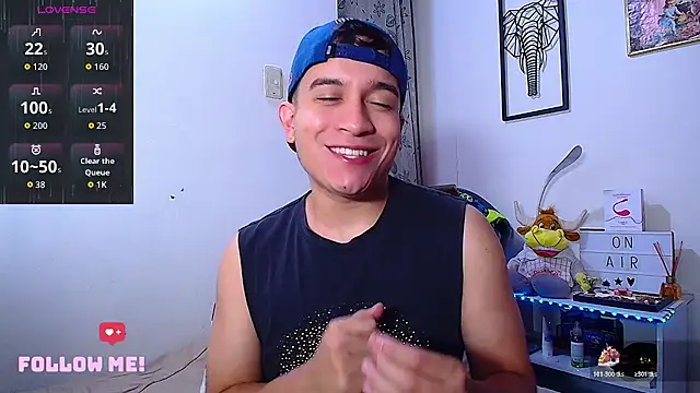 Max Parkerr online show from May 2026 02:03:02 PM