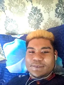 Arielreignova online show from March 2026 07:33:02 AM