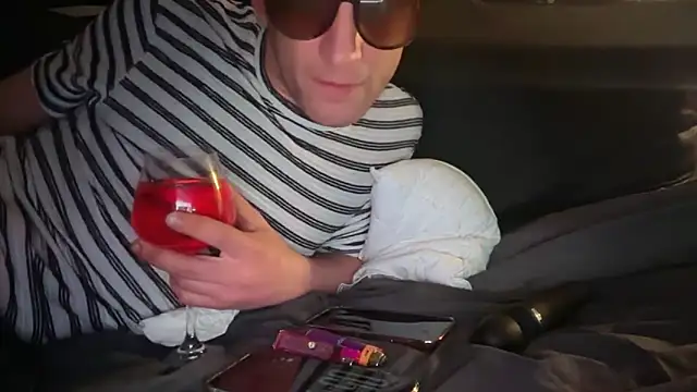 JXXTARA online show from March 2026 04:49:02 AM