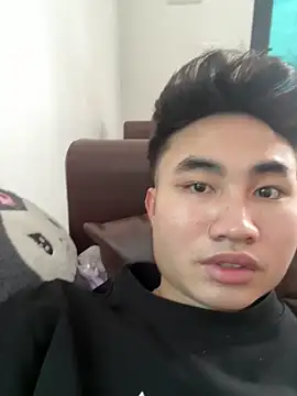 Snapshot of Hoanganhdayroii chatting on April 2026 05:14:02 AM Hoanganhdayroii online show from April 2026 05:14:02 AM