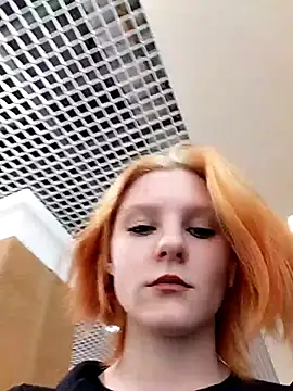 NinaParri online show from April 2026 03:04:02 AM