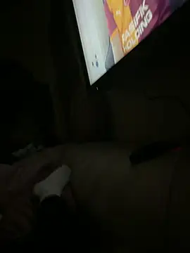 Snapshot of Emirr10 chatting on March 2026 02:05:02 AM Emirr10 online show from March 2026 02:05:02 AM