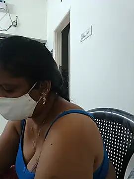 Snapshot of tamil_manjalmaami chatting on May 2026 02:45:01 PM tamil manjalmaami online show from May 2026 02:45:01 PM