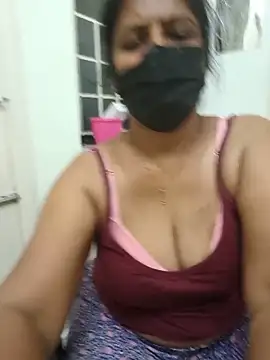 Snapshot of tamil_manjalmaami chatting on June 2026 05:58:02 PM tamil manjalmaami online show from June 2026 05:58:02 PM