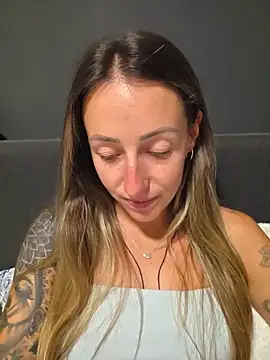 NicoleKaiser online show from June 2026 06:07:02 PM