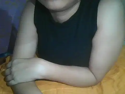 Snapshot of Qween_Seelu chatting on June 2026 10:12:02 PM Qween Seelu online show from June 2026 10:12:02 PM