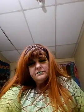 Snapshot of PiSeas chatting on March 2026 04:07:02 AM PiSeas online show from March 2026 04:07:02 AM