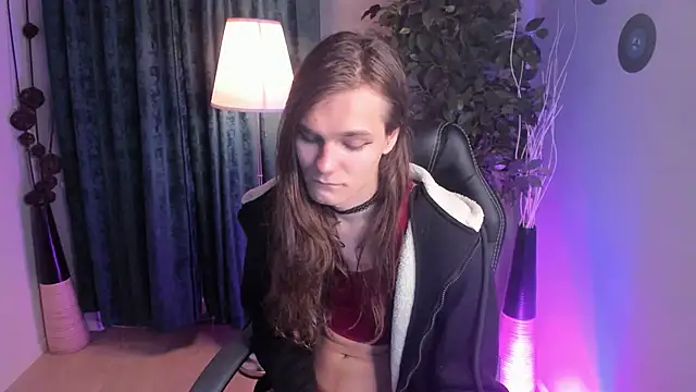 WillFobos online show from April 2026 09:45:02 PM