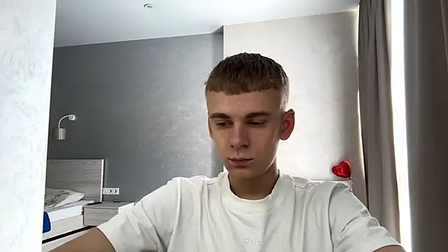 Snapshot of SoloFury chatting on July 2026 08:17:02 AM SoloFury online show from July 2026 08:17:02 AM