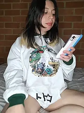 Snapshot of Petite_CherryX chatting on April 2026 01:55:02 AM Petite CherryX online show from April 2026 01:55:02 AM