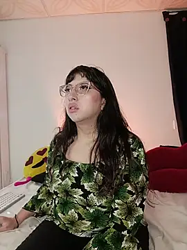 Snapshot of Piafisher_2 chatting on May 2026 01:11:02 AM Piafisher 2 online show from May 2026 01:11:02 AM
