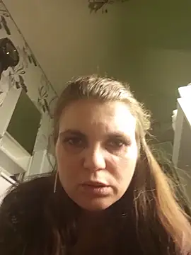 Snapshot of -MilfAnn- chatting on March 2026 04:23:01 PM -MilfAnn- online show from March 2026 04:23:01 PM