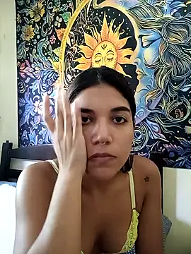 Snapshot of isabellahofmann chatting on May 2026 06:46:02 PM isabellahofmann online show from May 2026 06:46:02 PM