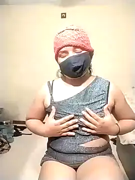 Snapshot of PriyankaSuthhar chatting on March 2026 11:15:01 PM PriyankaSuthhar online show from March 2026 11:15:01 PM