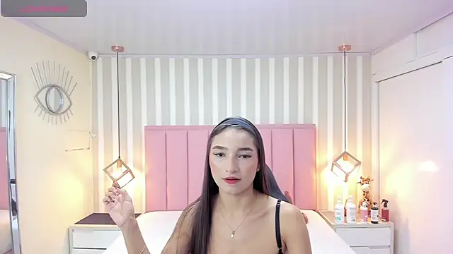 Snapshot of LIZZY_VALL chatting on June 2026 07:02:02 PM LIZZY VALL online show from June 2026 07:02:02 PM