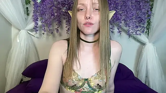 Snapshot of ElfGirlAna chatting on May 2026 02:36:02 PM ElfGirlAna online show from May 2026 02:36:02 PM