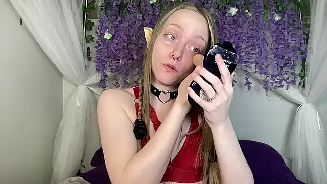 Snapshot of ElfGirlAna chatting on May 2026 02:45:02 PM ElfGirlAna online show from May 2026 02:45:02 PM