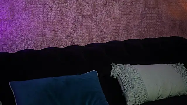 DaliaParis online show from April 2026 07:22:02 PM