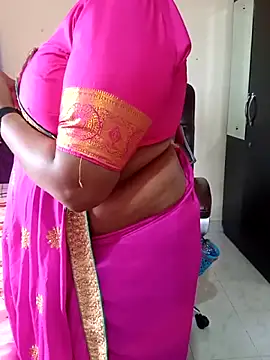 Snapshot of poojag_2 chatting on June 2026 07:16:02 AM poojag 2 online show from June 2026 07:16:02 AM