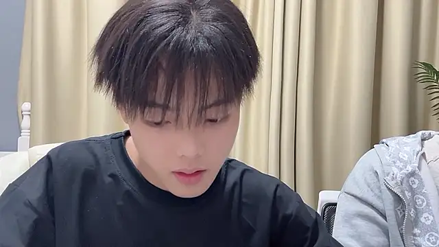 XIAOZHU-01 online show from March 2026 12:54:01 PM