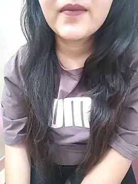 Snapshot of neelam_rawat chatting on May 2026 06:02:02 PM neelam rawat online show from May 2026 06:02:02 PM