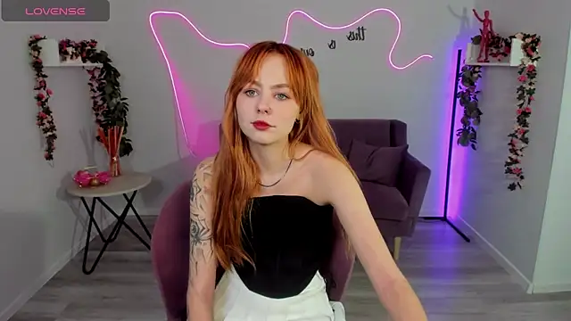 MiaSensitive online show from March 2026 01:00:01 PM