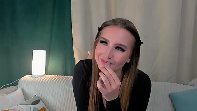 KarriDunman online show from April 2026 11:15:02 AM