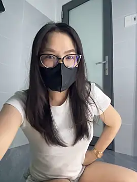 Evelyn9xzz online show from March 2026 04:13:01 PM