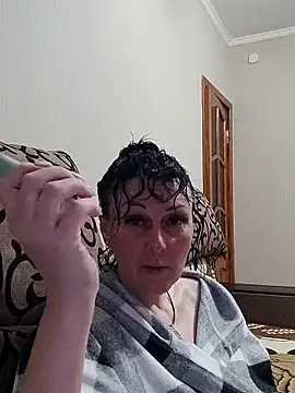 HelgaDennis online show from May 2026 08:58:02 PM