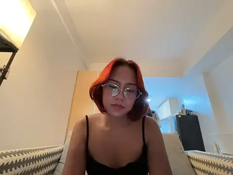 Snapshot of misscutee chatting on June 2026 02:15:02 PM misscutee online show from June 2026 02:15:02 PM