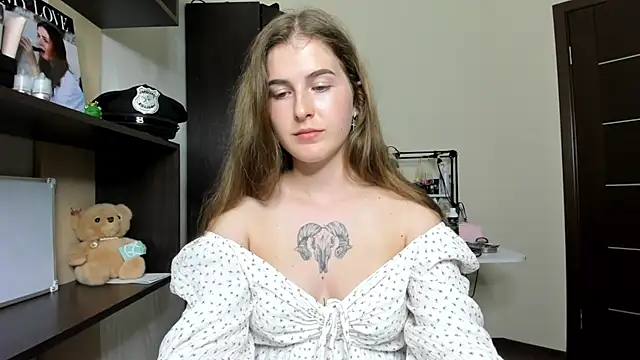 Snapshot of OhMyAlice chatting on July 2026 07:31:01 PM OhMyAlice online show from July 2026 07:31:01 PM