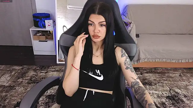 AnacondaOnn online show from May 2026 06:40:02 AM