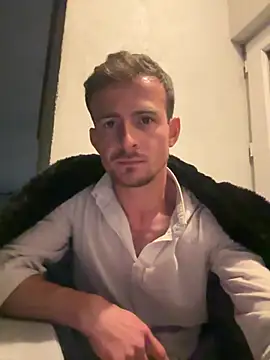 globalfucker34 online show from May 2026 11:00:01 PM