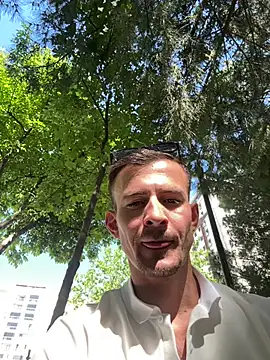 globalfucker34 online show from May 2026 01:31:01 PM