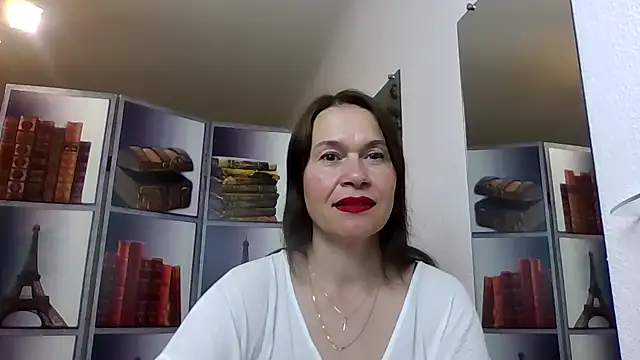 Snapshot of Selena_Moo chatting on May 2026 08:09:01 AM Selena Moo online show from May 2026 08:09:01 AM