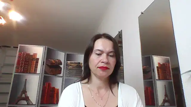Snapshot of Selena_Moo chatting on June 2026 07:53:02 AM Selena Moo online show from June 2026 07:53:02 AM