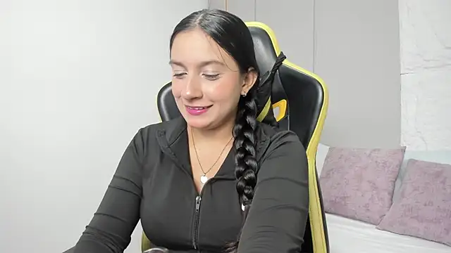 Snapshot of kira_relish chatting on April 2026 12:36:01 PM kira relish online show from April 2026 12:36:01 PM