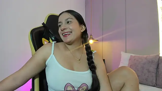 Snapshot of kira_relish chatting on May 2026 12:43:02 PM kira relish online show from May 2026 12:43:02 PM