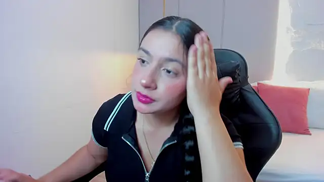 kira relish online show from June 2026 11:21:02 AM